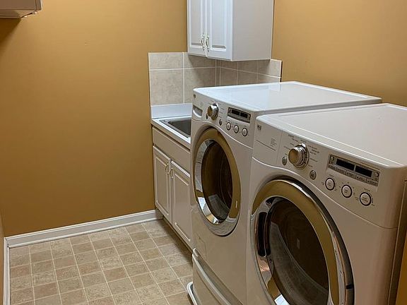 4th image of 1003 Running Creek Way Unit 32