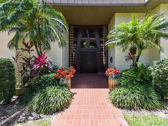 2nd image of 1800 SE Saint Lucie Blvd APT 1-204