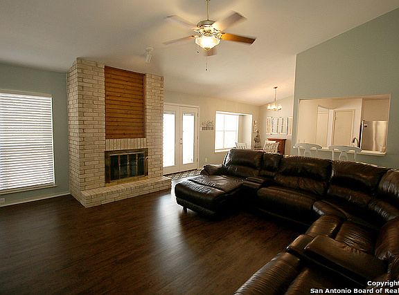 3rd image of 13605 Forest Rock Dr