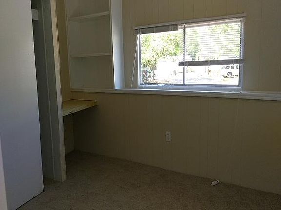 5th image of 4701 Green Grass Pl