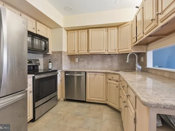 514 Randolph Ct Unit C, Philadelphia, PA 19147