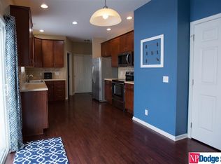 8925 Wyoming St, Omaha, NE 68122
