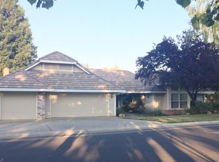 6423 Puerto Dr, Rancho Murieta, CA 95683