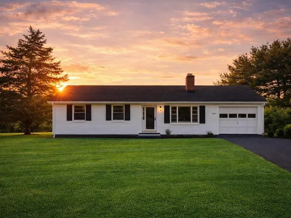 5634 Thomas Jefferson Rd, Forest, VA 24551