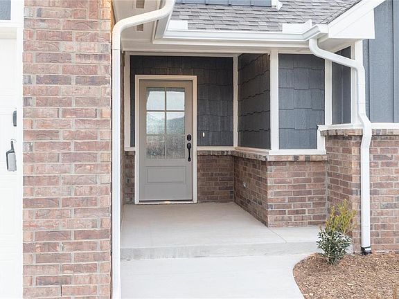 3rd image of 10305 SW 55th Ter