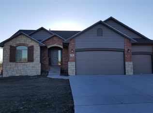 329 E Dakota Ct, Kechi, KS 67067