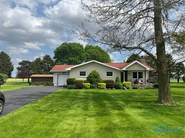 3590 Portage View Rd, Bloomdale, OH 44817