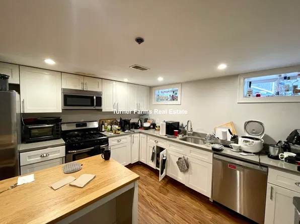998 Tremont St, Boston, MA 02120