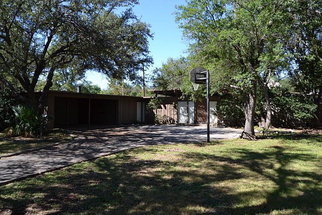 1st image of 2007 Shamrock Dr