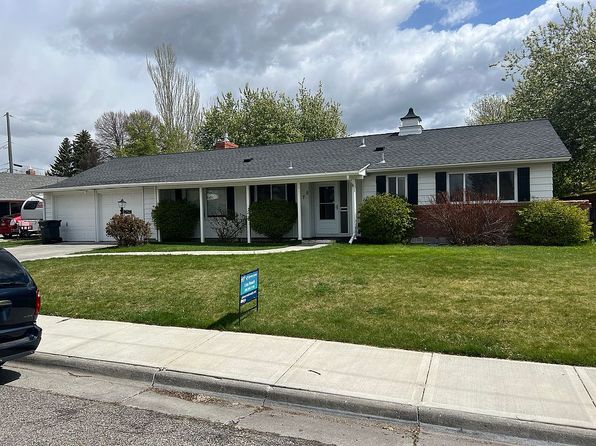 375 S Fanning Ave