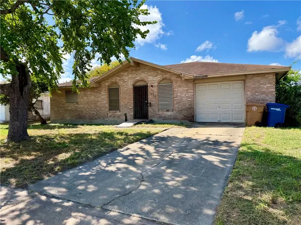 1725 Treyway Ln, Corpus Christi, TX 78412