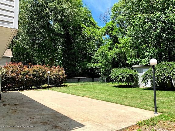 5th image of 111 Elizabeth Ave