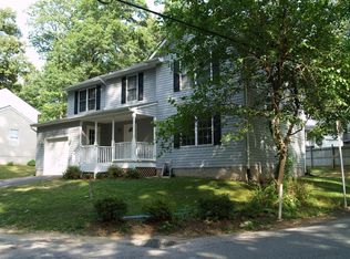 399 Lake Rd, Crownsville, MD 21032