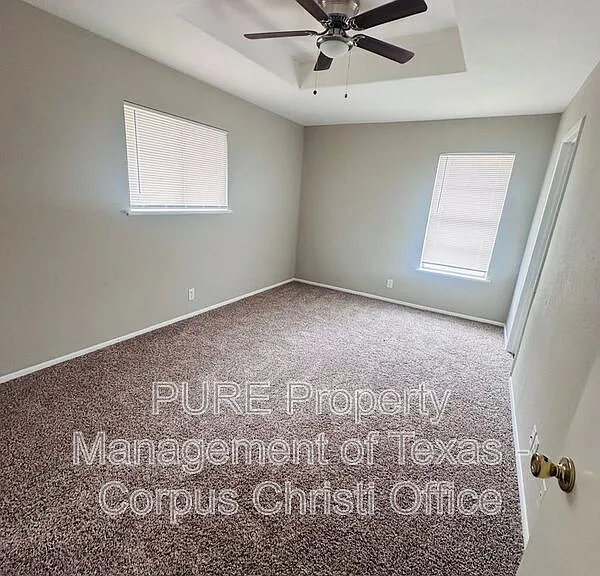 4006 Panama Dr — Photo 15