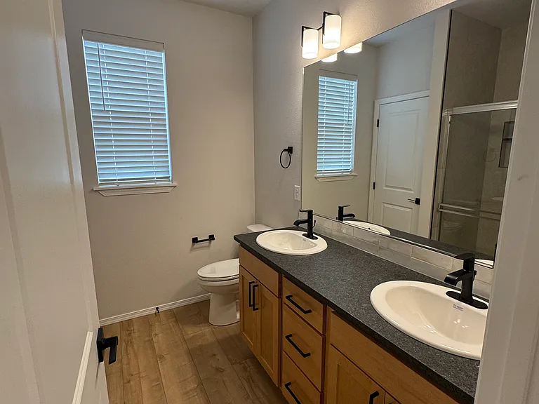 8410 E Rich Ave — Photo 5