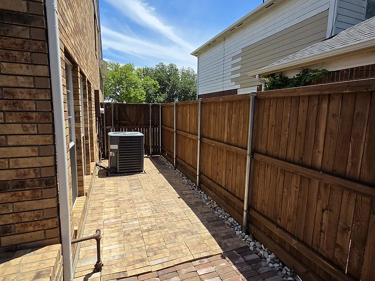 2603 High Pointe Blvd — Photo 6