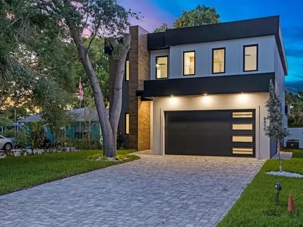 2475 BAY STREET, SARASOTA, FL 34237