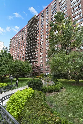 WEST. ② Zig Kinetica Edge II Work - RB3022 - Reebok Work