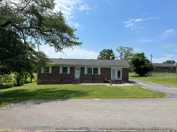 51 Sherman Dr, Stanton, KY 40380