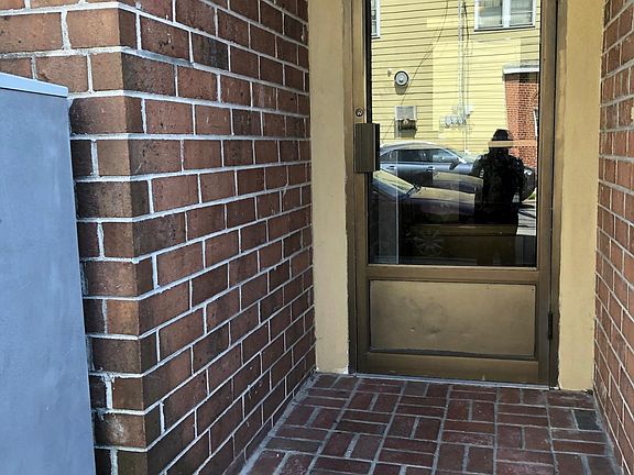 2nd image of 194 Seaview Ave #3A