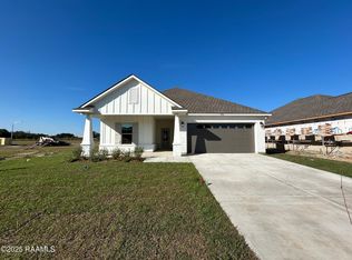 606 Summer St, Broussard, LA 70518