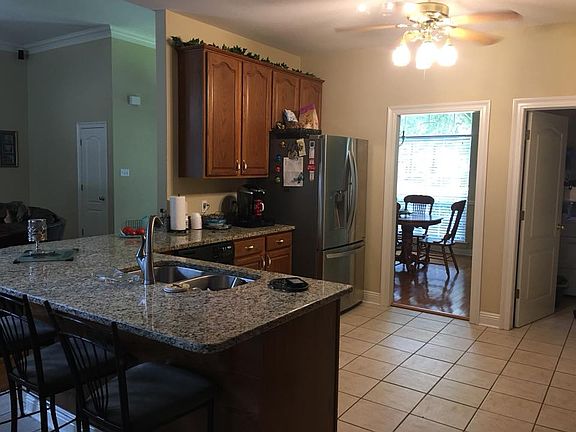 3rd image of 37223 Hidden Oaks Ln