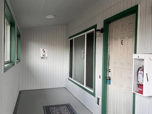 2061 S 2nd St #A-b, Lebanon, OR 97355