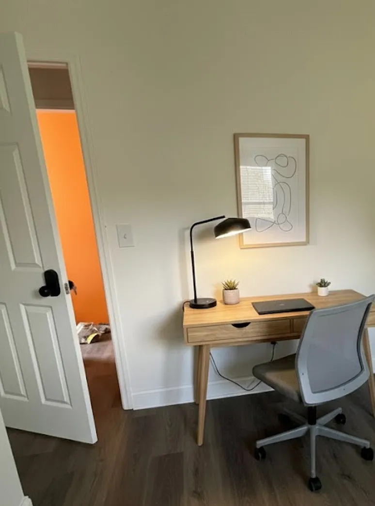 Brand-New Furnished Bedrooms | Utilities Included | Flexible Lease | Near Downtown Knoxville — Photo 2