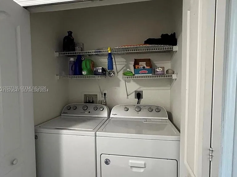 12805 SW 31st Ct — Photo 10