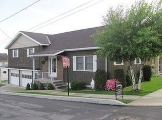 201 S Julian St, Ebensburg, PA 15931