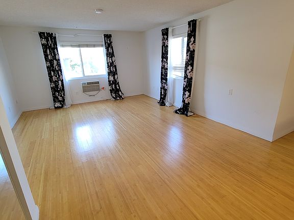 2nd image of 2485 Sawtelle Blvd #107B