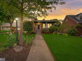 302 Fairview Ave, Frederick, MD 21701