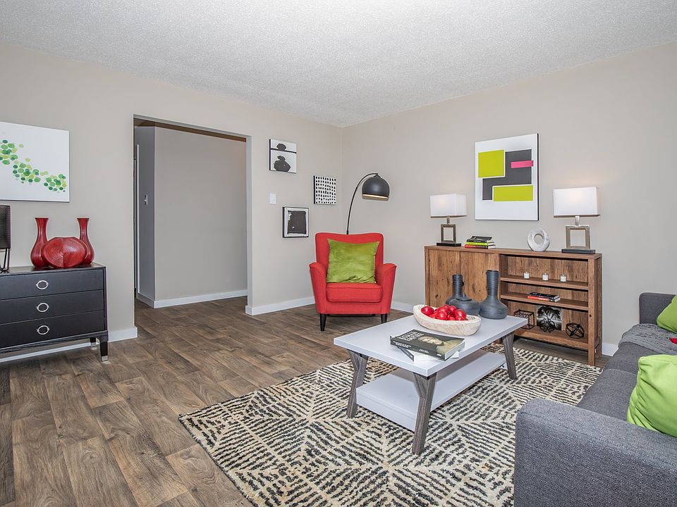 The Elliott at College Park Apartment Homes Apartment Rentals