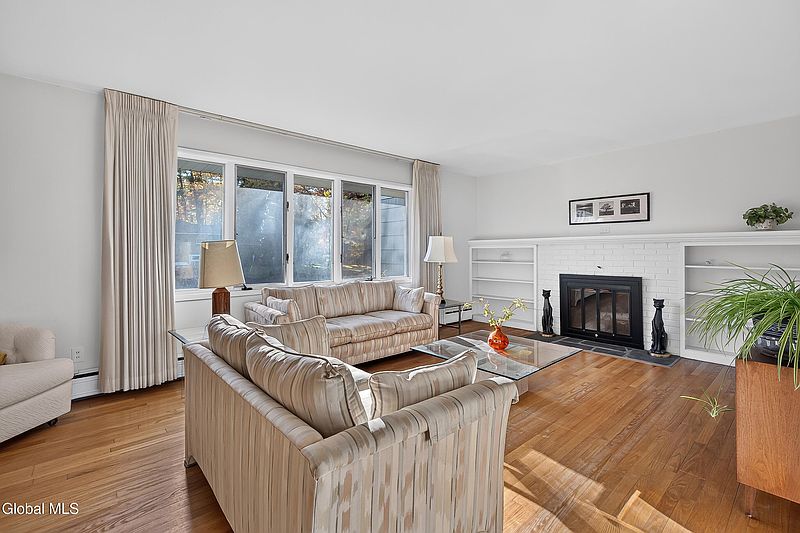 5th image of 128 Mosher Road