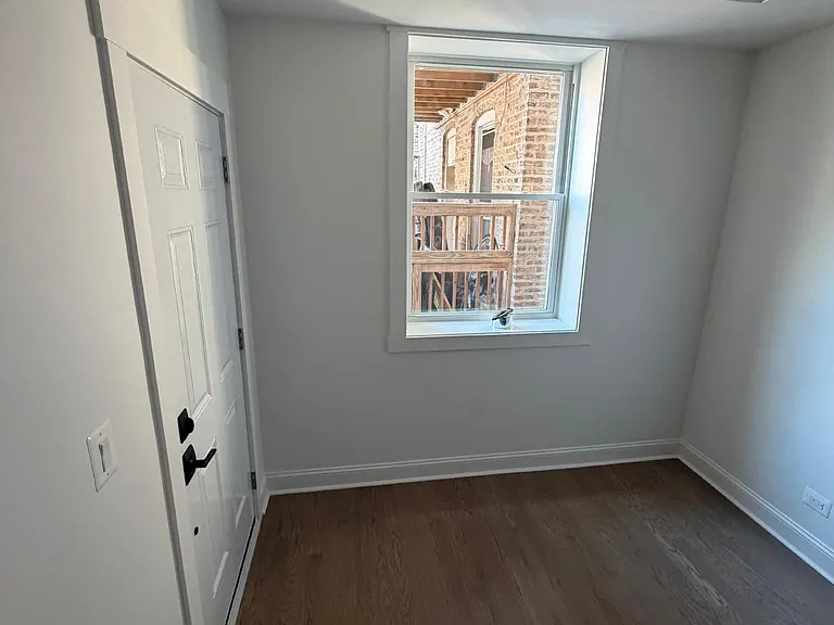 4409 N Drake Ave #1 — Photo 8