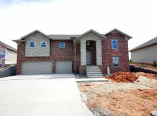 872 E Purple Martin St, Nixa, MO 65714