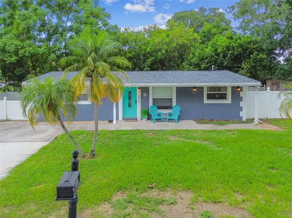 1246 S Hillcrest Ave, Clearwater, FL 33756