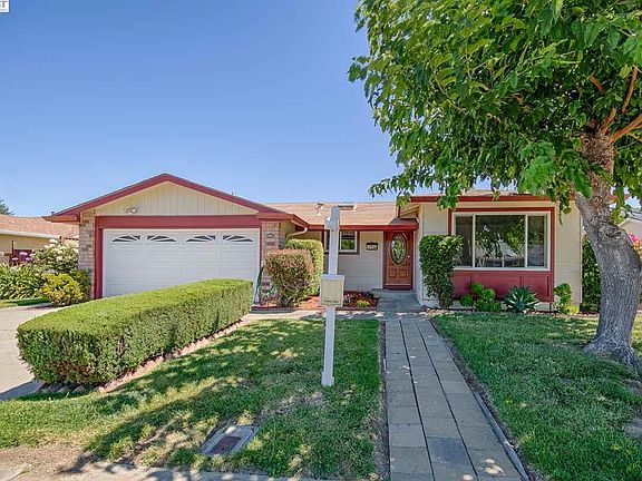 5th image of 33882 Whitehead Ln
