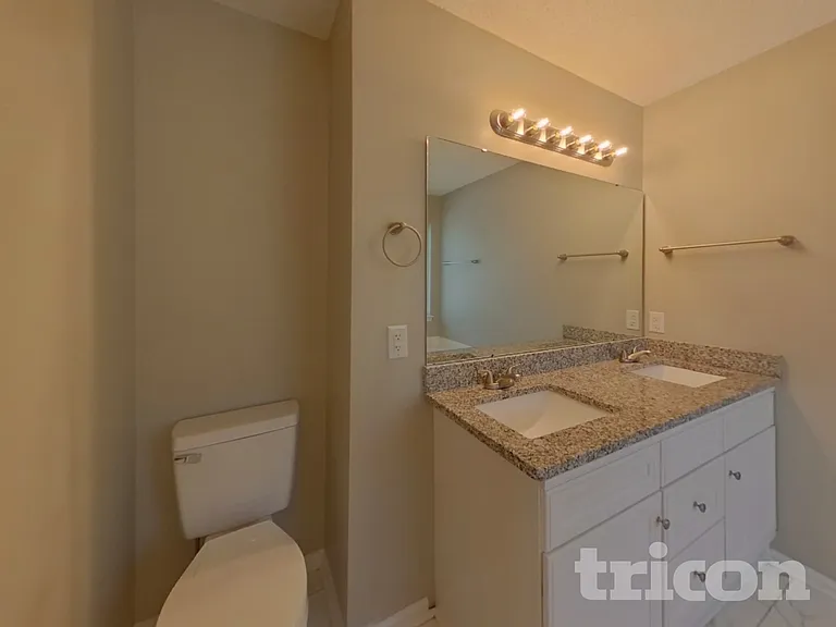 929 Corvus Ct — Photo 7