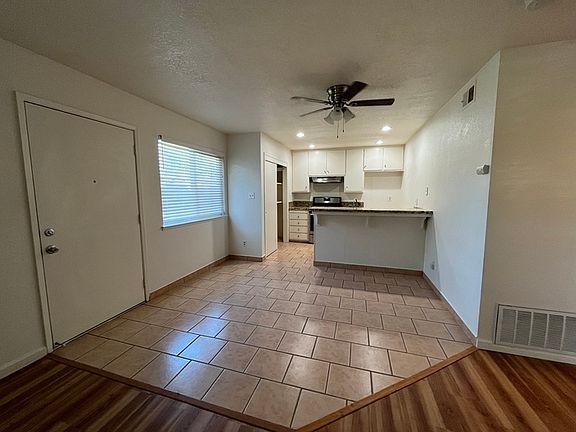 5th image of 4600 Greenholme Dr #1