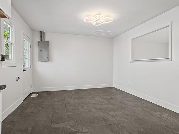 2nd image of 149 Poe Ln