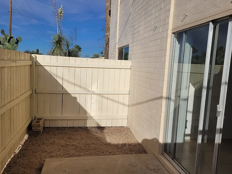 Parkview Manor Apartments — Photo 20