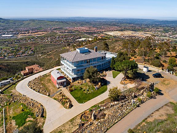 2nd image of 9588 Camino Santa Fe