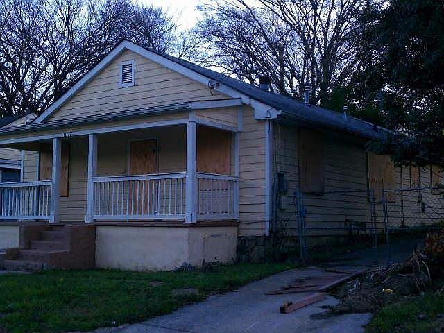 2nd image of 1078 Smith St SW