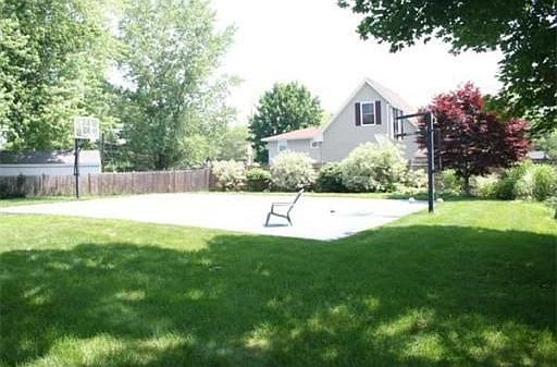 2nd image of 59 Sherwood Ave