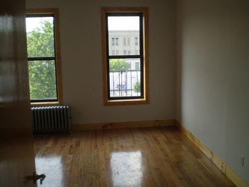 1st image of 138 Scholes St APT 10