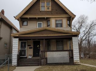 2434 N 39th St, Milwaukee, WI 53210