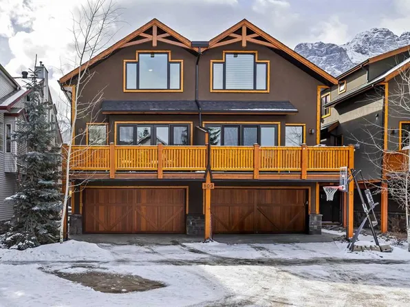 809 NE 4th St #1, Canmore, AB T1W 2G9