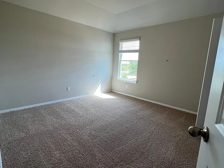 230 Delta Crst — Photo 8