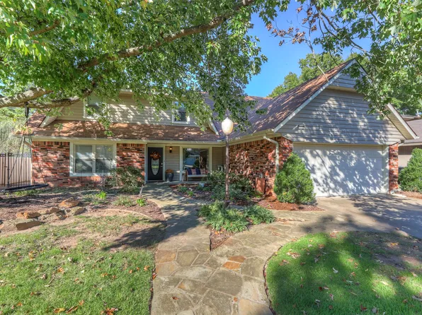 1608 S Fir Ave, Broken Arrow, OK 74012